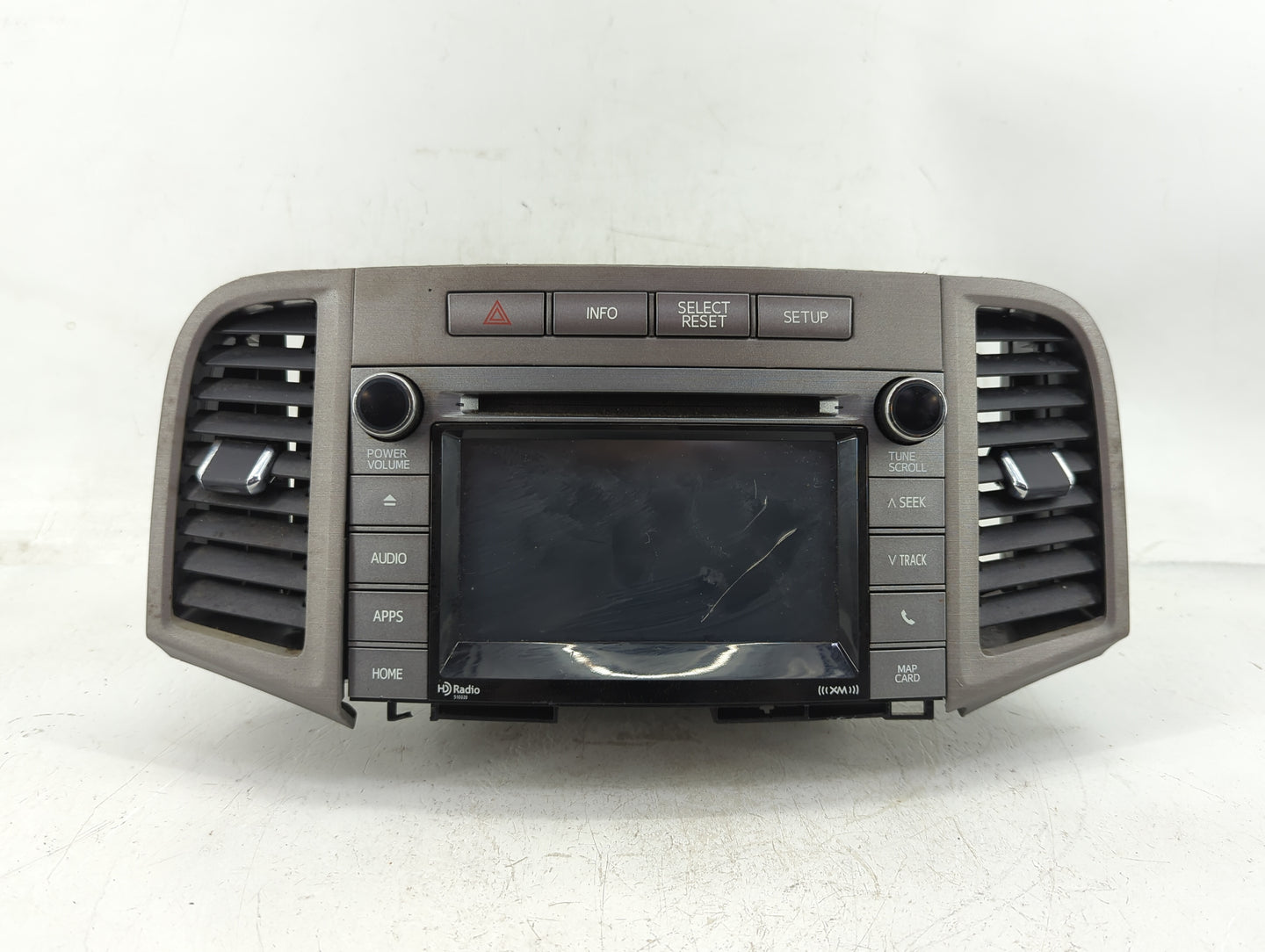 2015-2016 Toyota Venza Radio AM FM Cd Player Receiver Replacement P/N:86100-0T061 Fits Fits 2015 2016 OEM Used Auto Parts - 
