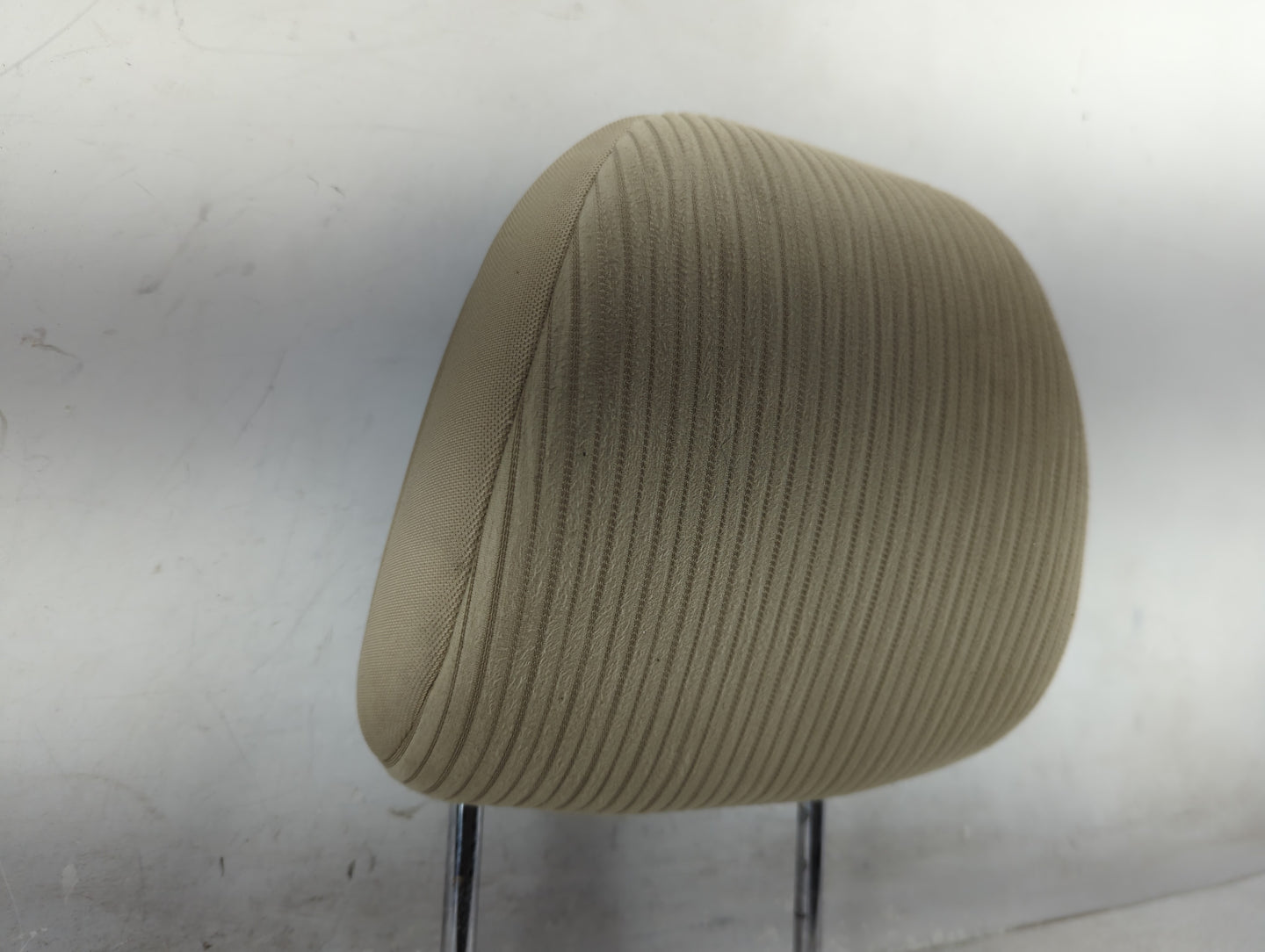 2015 Toyota Venza Headrest Head Rest Front Driver Seat Tan - Oemusedautoparts1.com