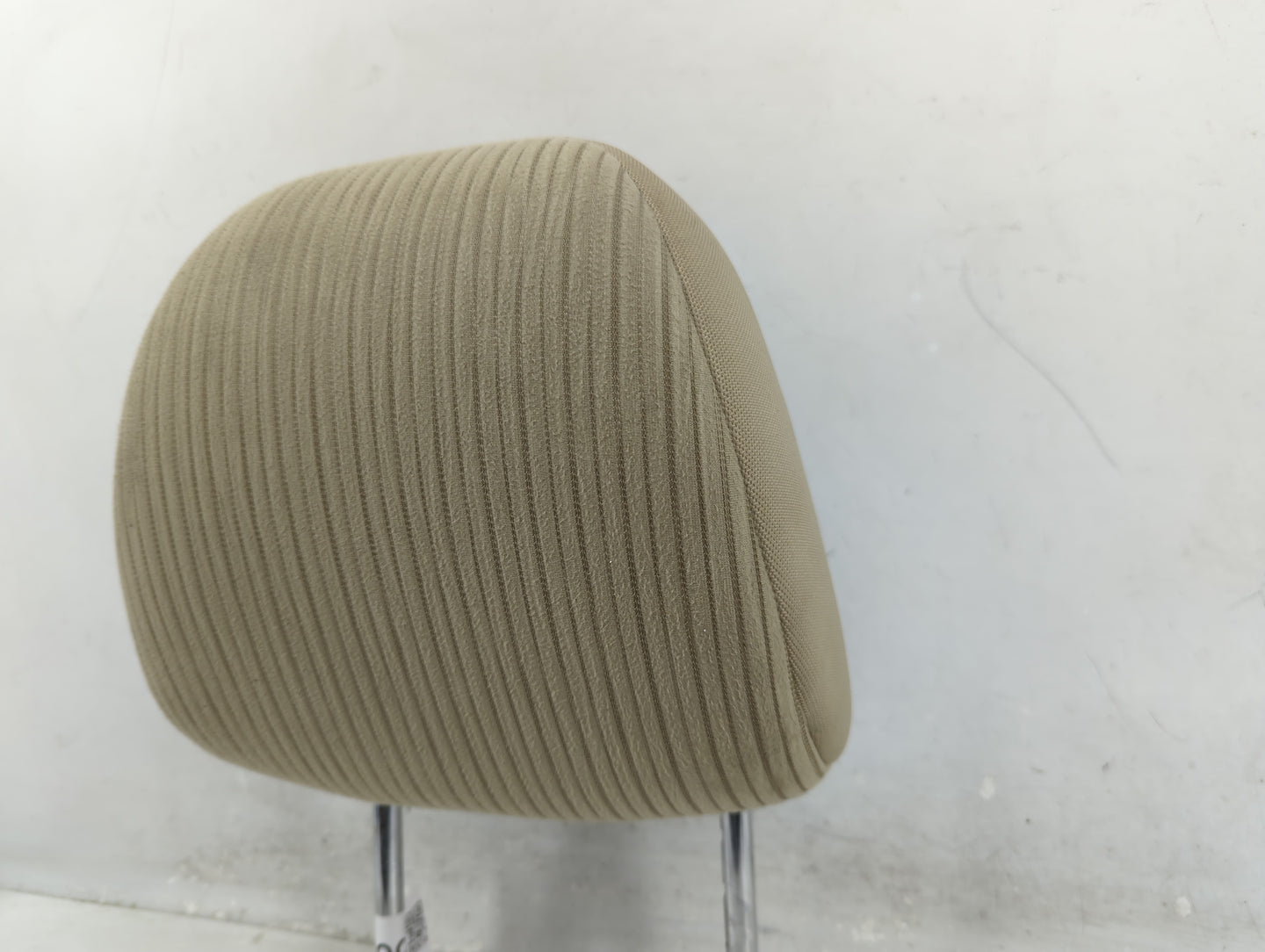 2015 Toyota Venza Headrest Head Rest Front Driver Seat Tan - Oemusedautoparts1.com