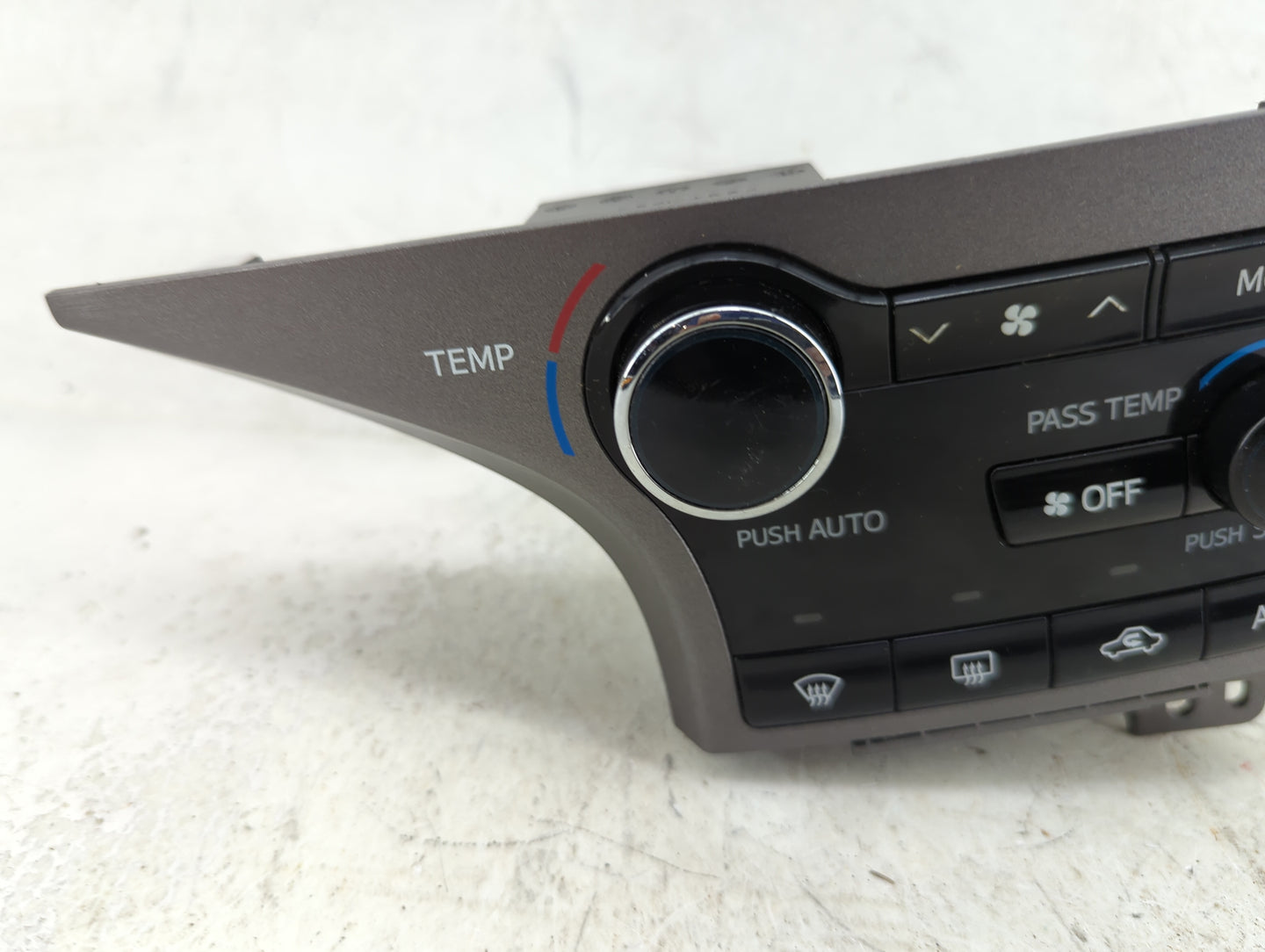 2013-2016 Toyota Venza Climate Control Module Temperature AC/Heater Replacement P/N:55900-0T040 MX146570-7930 Fits OEM Used 