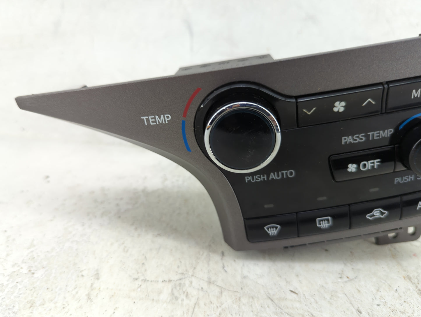 2013-2016 Toyota Venza Climate Control Module Temperature AC/Heater Replacement P/N:55900-0T040 MX146570-7930 Fits OEM Used 