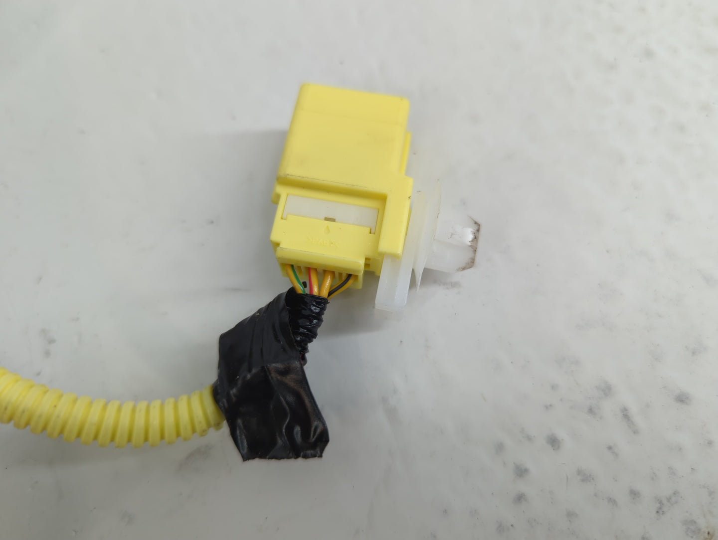 2013-2019 Toyota Yaris Air Bag Passenger Right Dashboard OEM P/N:821400D060 Fits Fits 2013 2014 2015 2016 2017 2018 2019 OEM