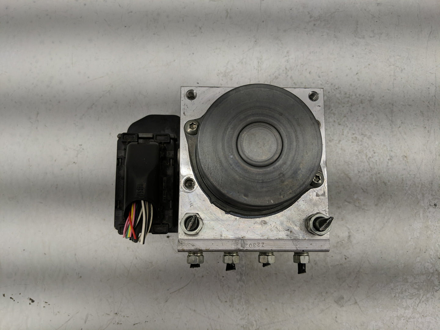 2015 Toyota Yaris ABS Pump Control Module Replacement Fits OEM Used Auto Parts - Oemusedautoparts1.com