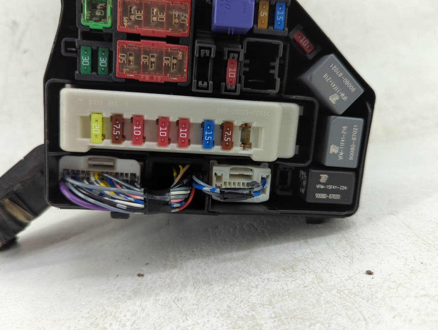 2012-2019 Toyota Yaris Fusebox Fuse Box Panel Relay Module Fits Fits 2012 2013 2014 2015 2016 2017 2018 2019 OEM Used Auto P