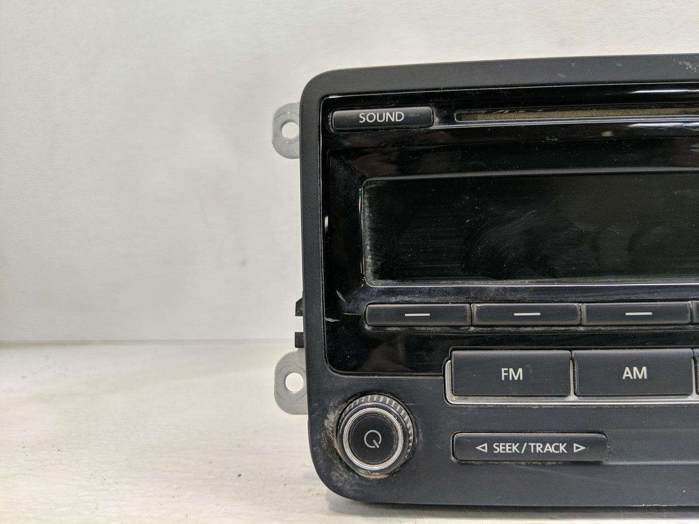 2012-2016 Volkswagen Beetle Radio AM FM Cd Player Receiver Replacement P/N:1K0 035 164 H Fits Fits 2011 2012 2013 2014 2015 