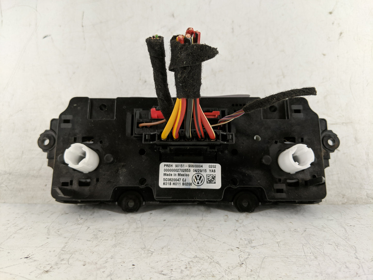 2012-2016 Volkswagen Beetle Climate Control Module Temperature AC/Heater Replacement P/N:90151-908 Fits OEM Used Auto Parts 