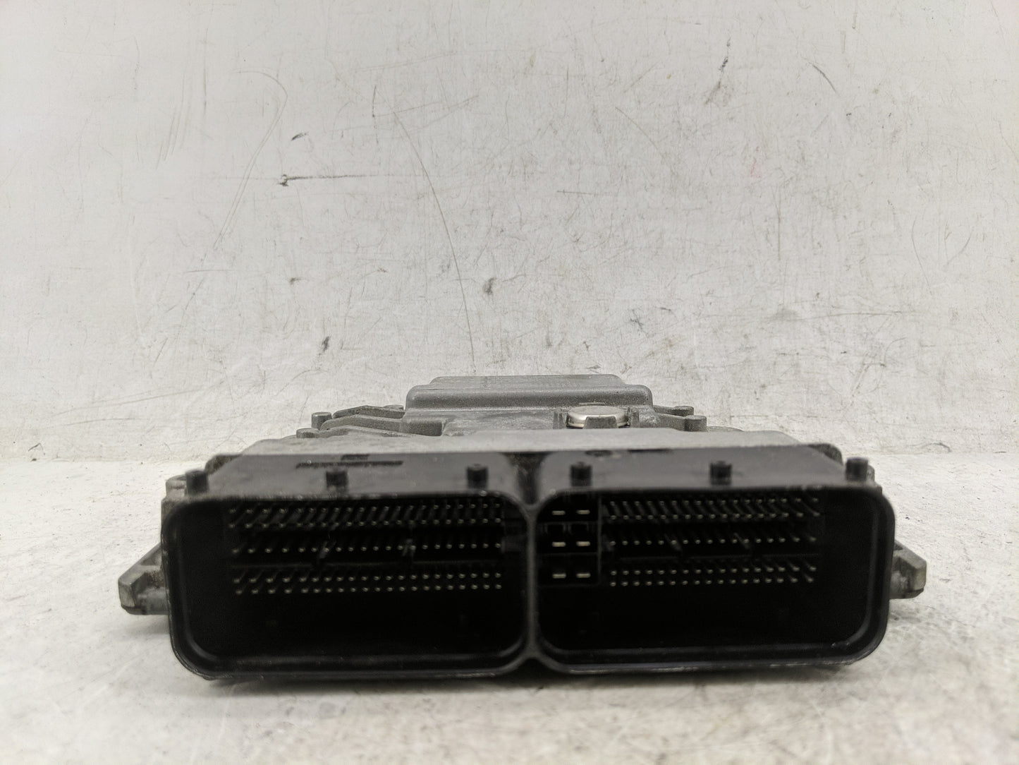 2015 Volkswagen Beetle PCM Engine Control Computer ECU ECM PCU OEM P/N:06K 907 425 C Fits Fits 2016 2017 OEM Used Auto Parts