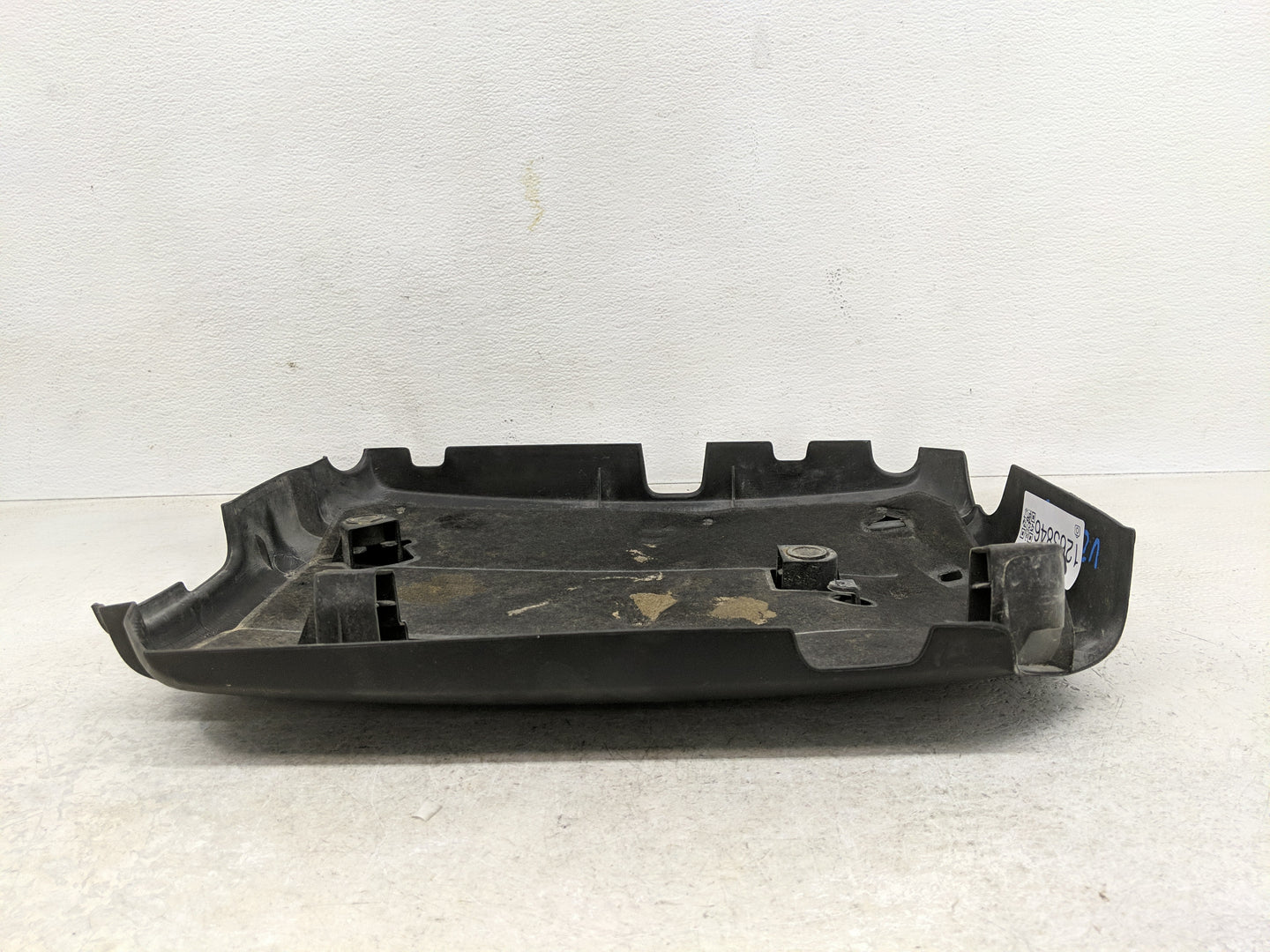2015 Volkswagen Beetle Engine Cover - Oemusedautoparts1.com