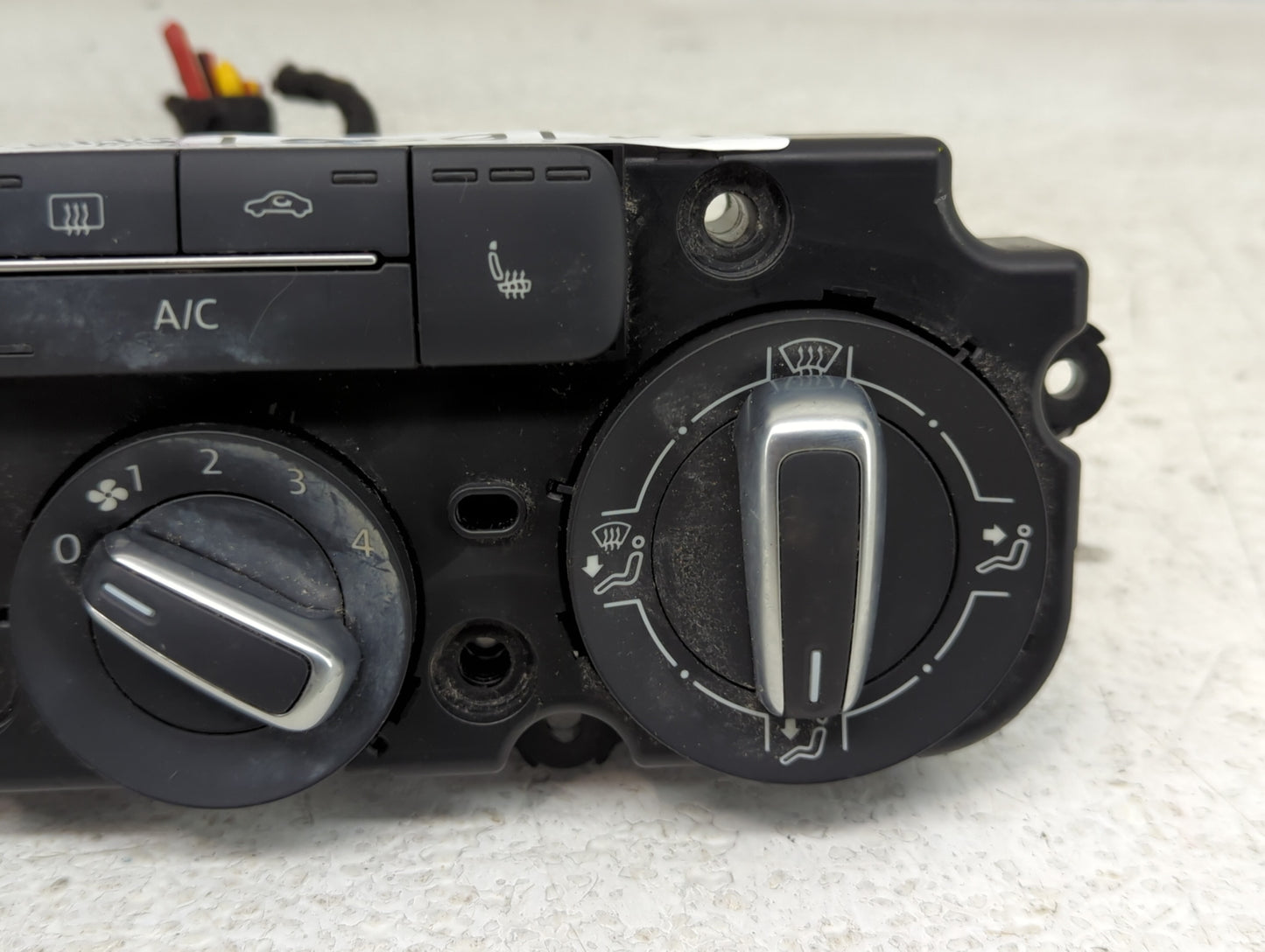 2012-2016 Volkswagen Beetle Climate Control Module Temperature AC/Heater Replacement P/N:90151-0004 90151-908 Fits OEM Used 