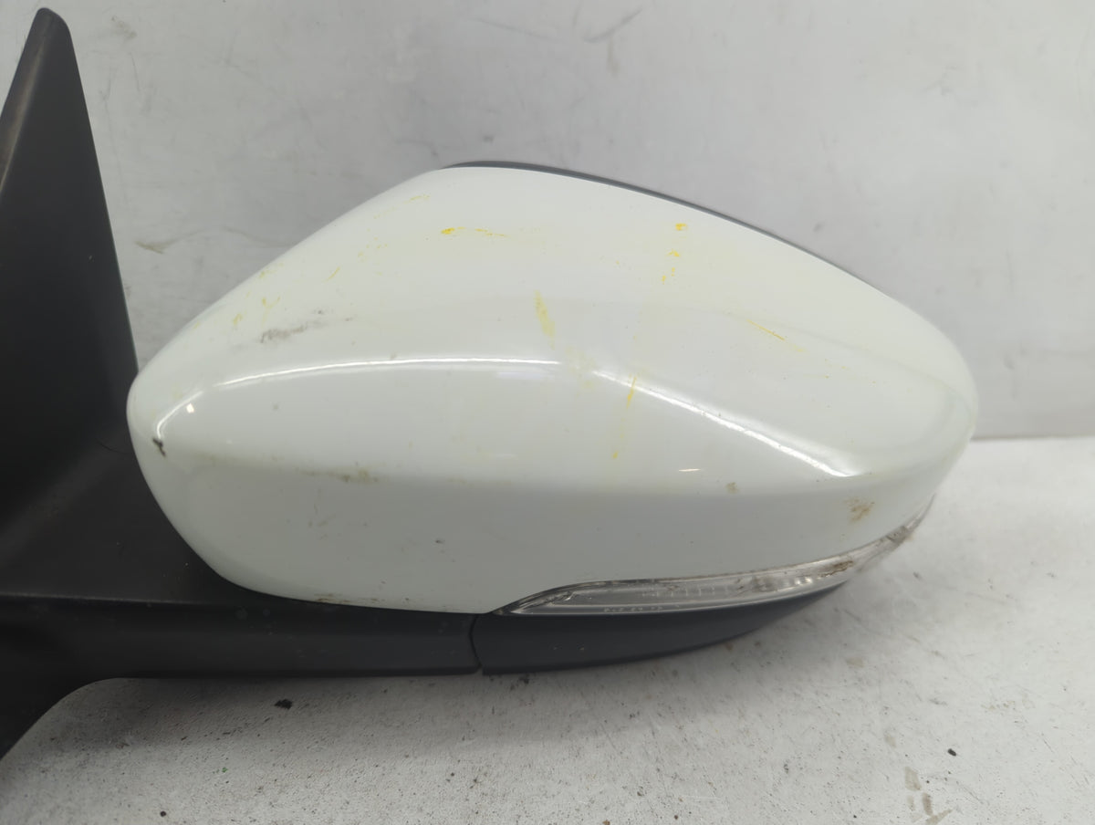 2012-2019 Volkswagen Beetle Passenger Right Side View Power Door Mirror 1419734 - Oemusedautoparts1.com