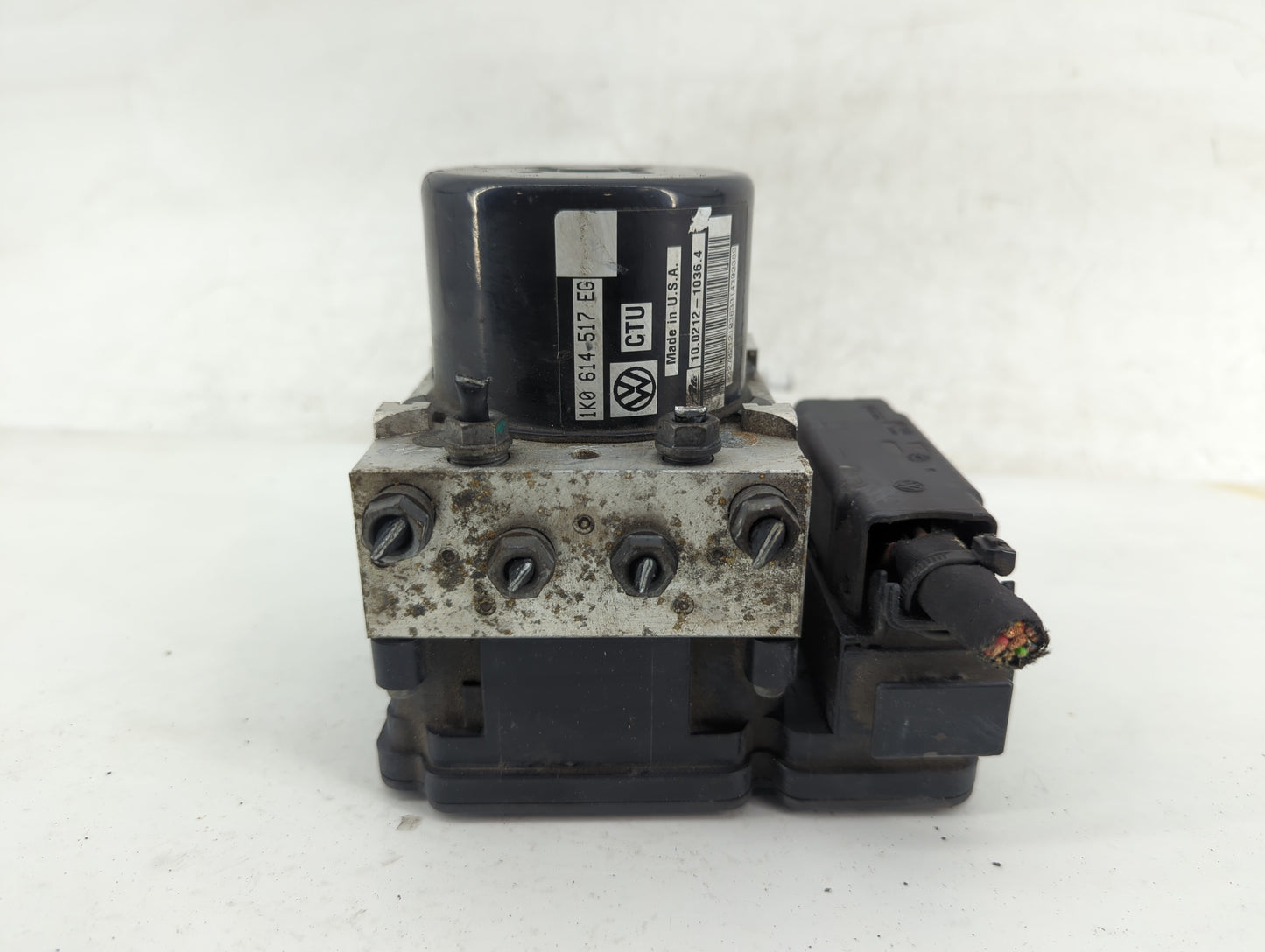 2014-2015 Volkswagen Beetle ABS Pump Control Module Replacement P/N:1K0614517EG 10021710364 Fits Fits 2014 2015 2016 OEM Use