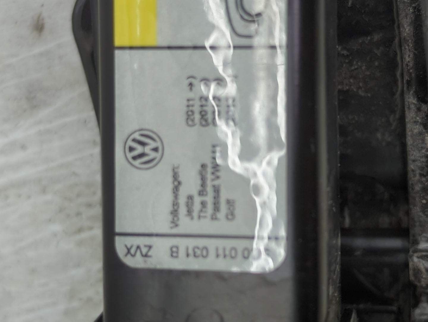 2015 Volkswagen Beetle Spare Scissor Car Jack - Oemusedautoparts1.com