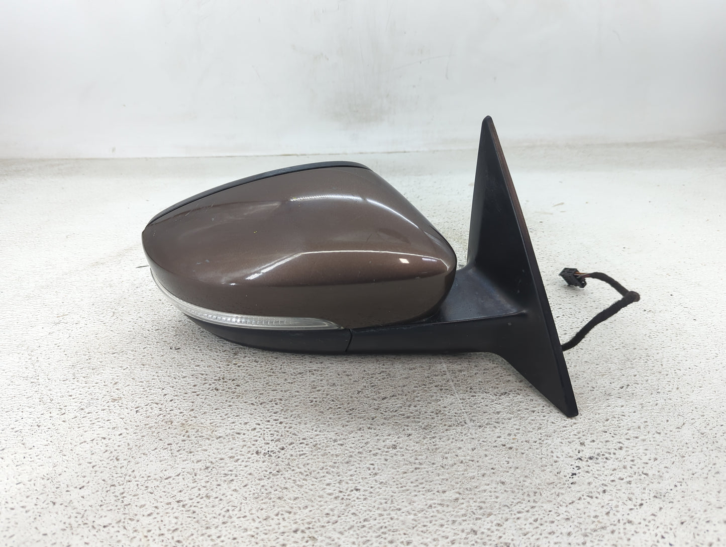 2012-2019 Volkswagen Beetle Passenger Side View Mirror - Right Door Mirror OEM Used - Oemusedautoparts1.com
