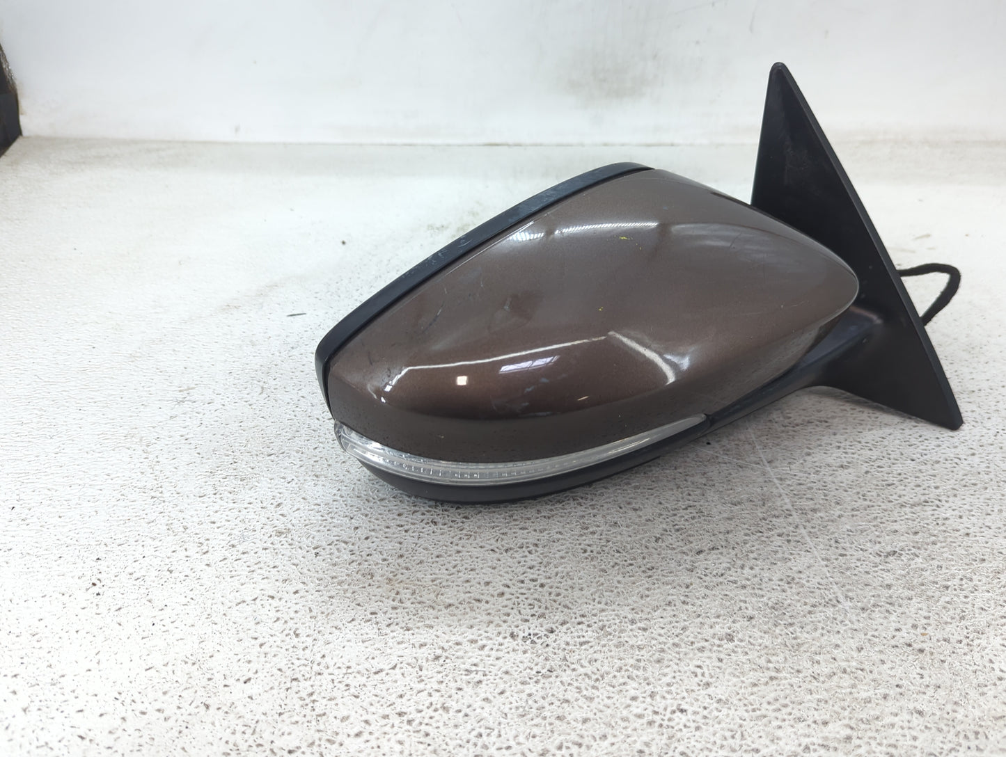 2012-2019 Volkswagen Beetle Passenger Side View Mirror - Right Door Mirror OEM Used - Oemusedautoparts1.com