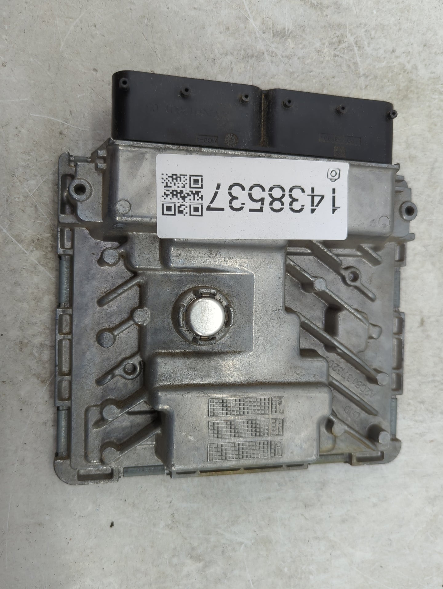 2015 Volkswagen Beetle PCM Engine Control Computer ECU ECM PCU OEM P/N:06K907425C A2C85200400AAAA Fits OEM Used Auto Parts -