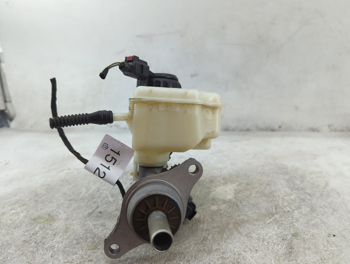 2012-2019 Volkswagen Beetle Brake Master Cylinder - Oemusedautoparts1.com