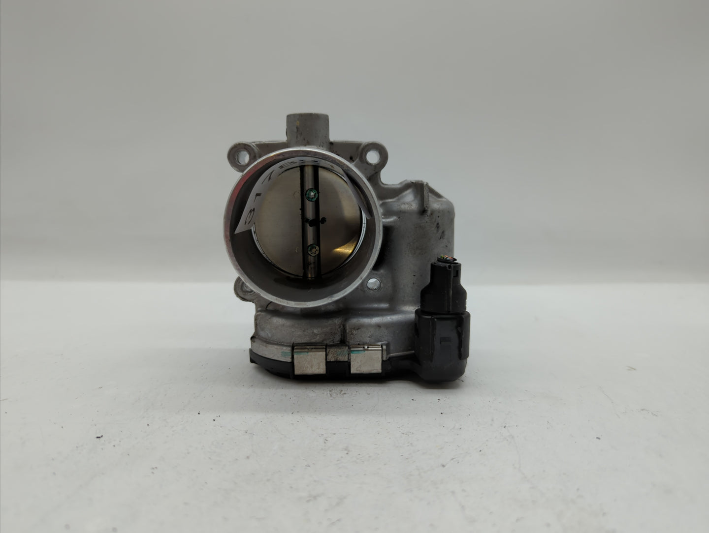 2014-2017 Volkswagen Beetle Throttle Body P/N:0 280 750 718 0 280 750590, 06K 133 062 D Fits Fits 2014 2015 2016 2017 OEM Us