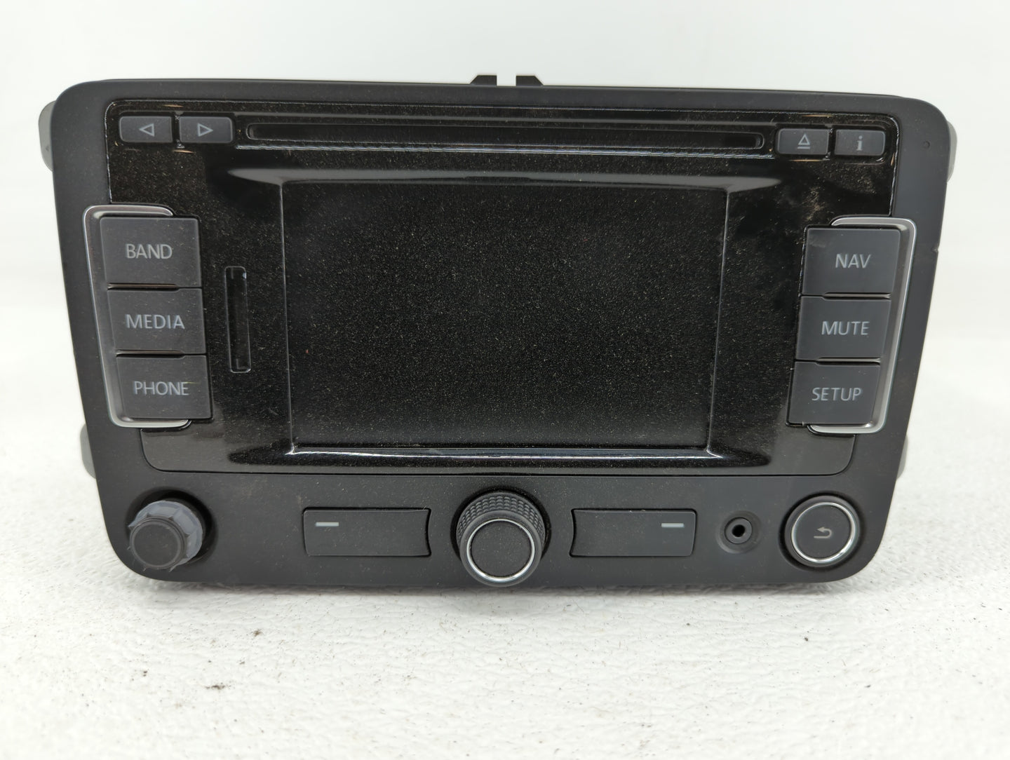 2015 Volkswagen Beetle Information Display Screen - Oemusedautoparts1.com