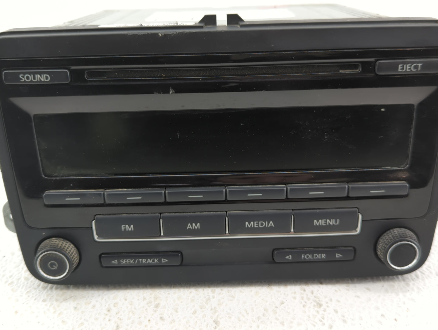 2014-2016 Volkswagen Beetle Radio AM FM Cd Player Receiver Replacement P/N:1K0 035 164 H 1K0 035 164 J Fits OEM Used Auto Pa