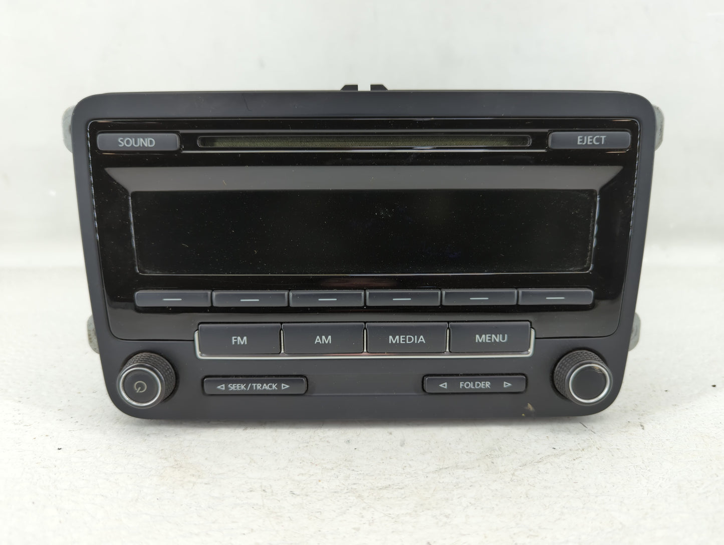 2014-2016 Volkswagen Beetle Am Fm Cd Player Radio Receiver - Oemusedautoparts1.com