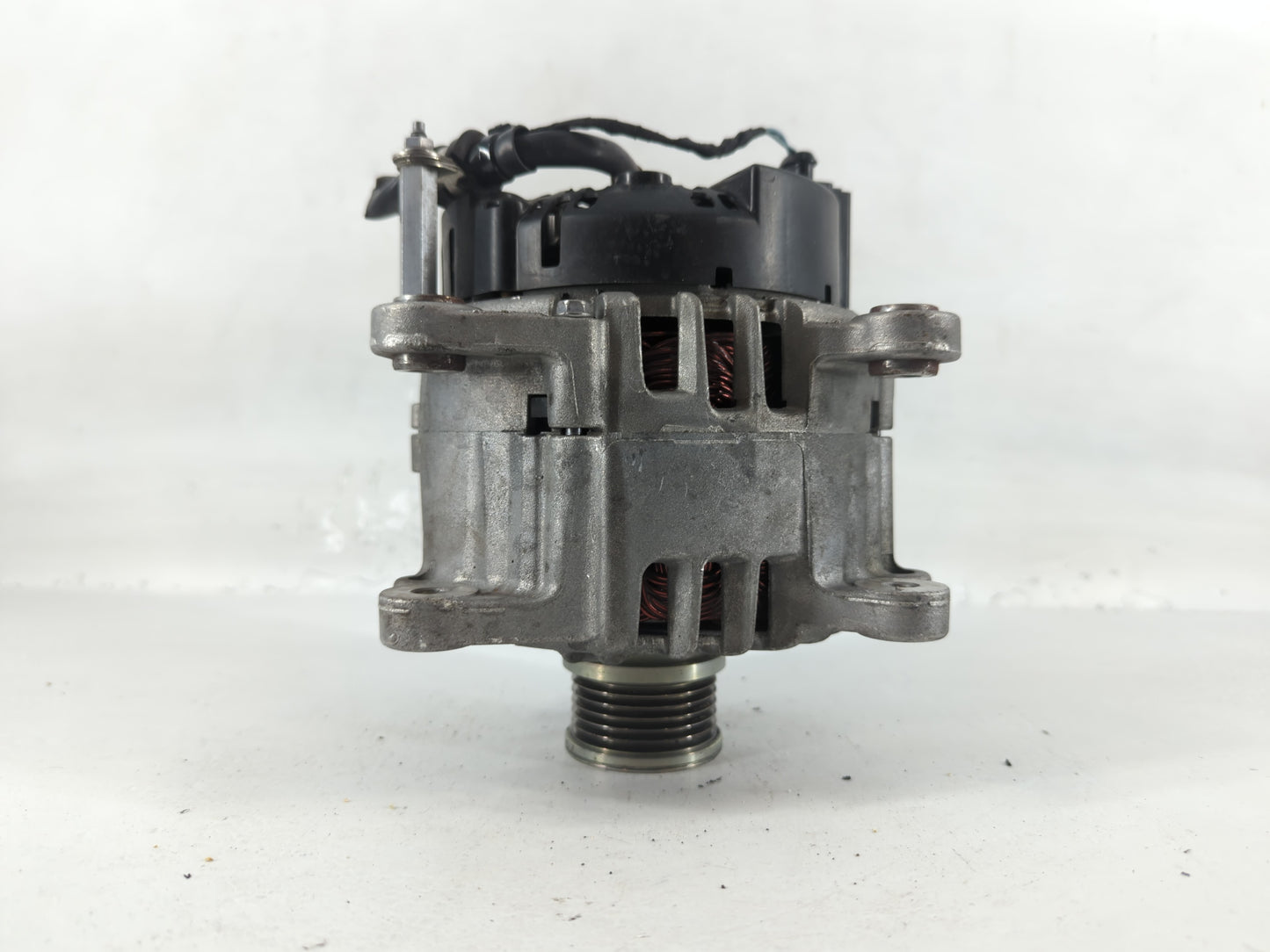 2015 Volkswagen Beetle Alternator Replacement Generator Charging Assembly Engine OEM P/N:04B 903 023 A Fits Fits 2016 OEM Us