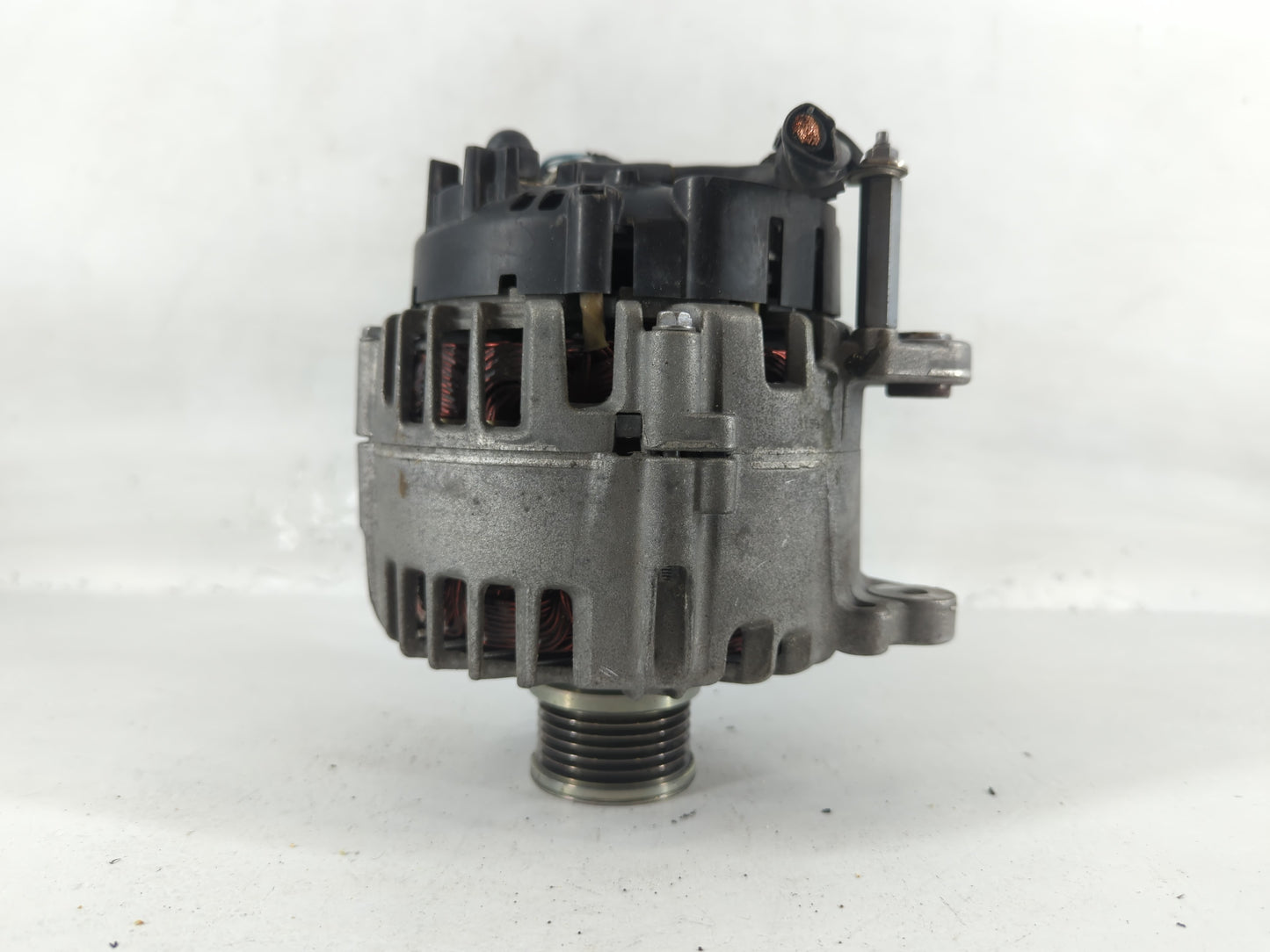 2015 Volkswagen Beetle Alternator Replacement Generator Charging Assembly Engine OEM P/N:04B 903 023 A Fits Fits 2016 OEM Us