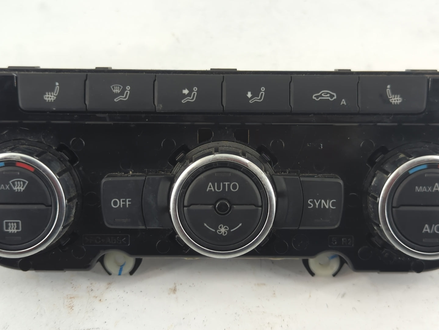 2014-2017 Volkswagen Cc Climate Control Module Temperature AC/Heater Replacement Fits Fits 2014 2015 2016 2017 OEM Used Auto