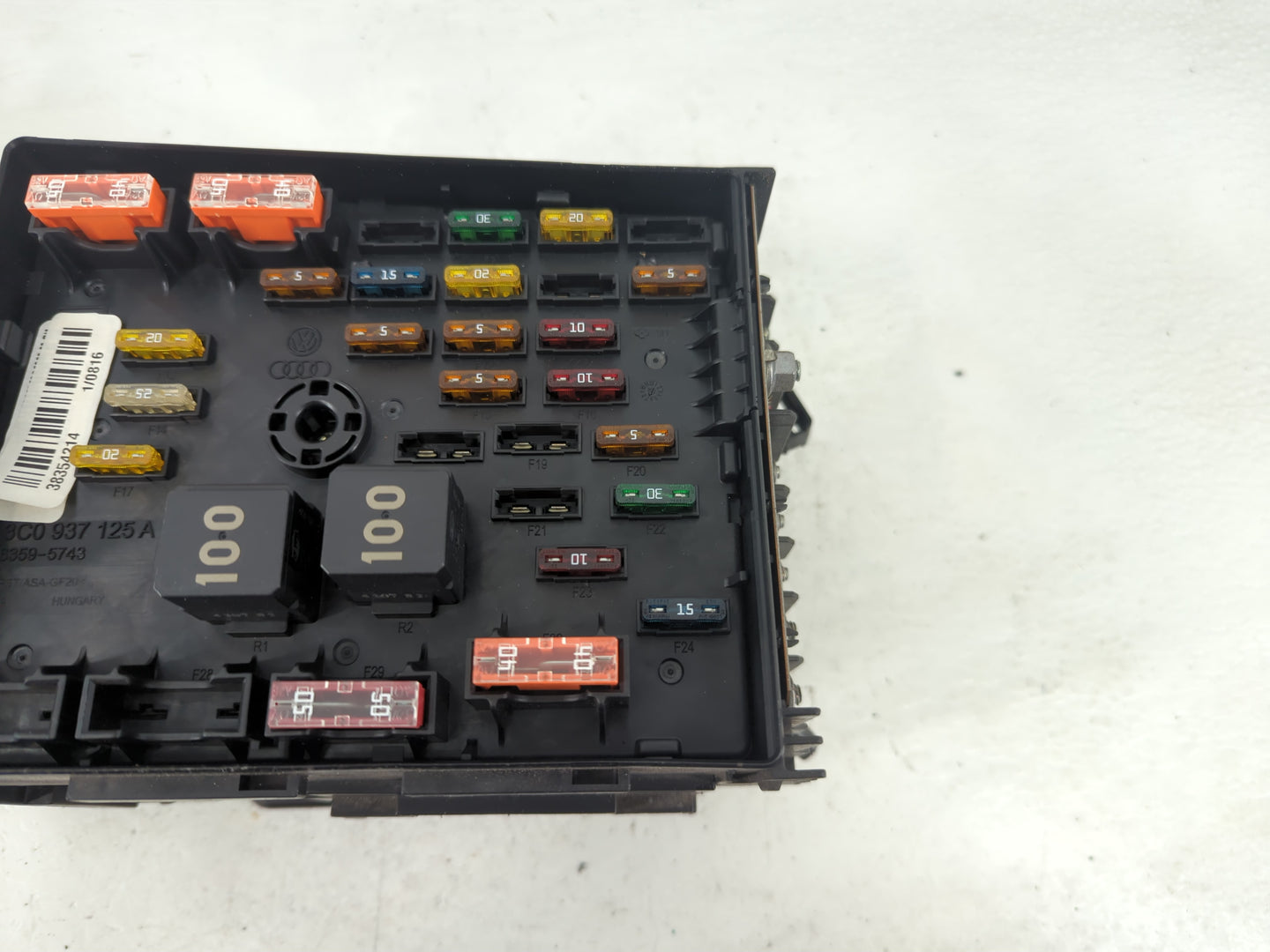 2013-2017 Volkswagen Cc Fusebox Fuse Box Panel Relay Module P/N:0-1718006-1 Fits OEM Used Auto Parts - Oemusedautoparts1.com