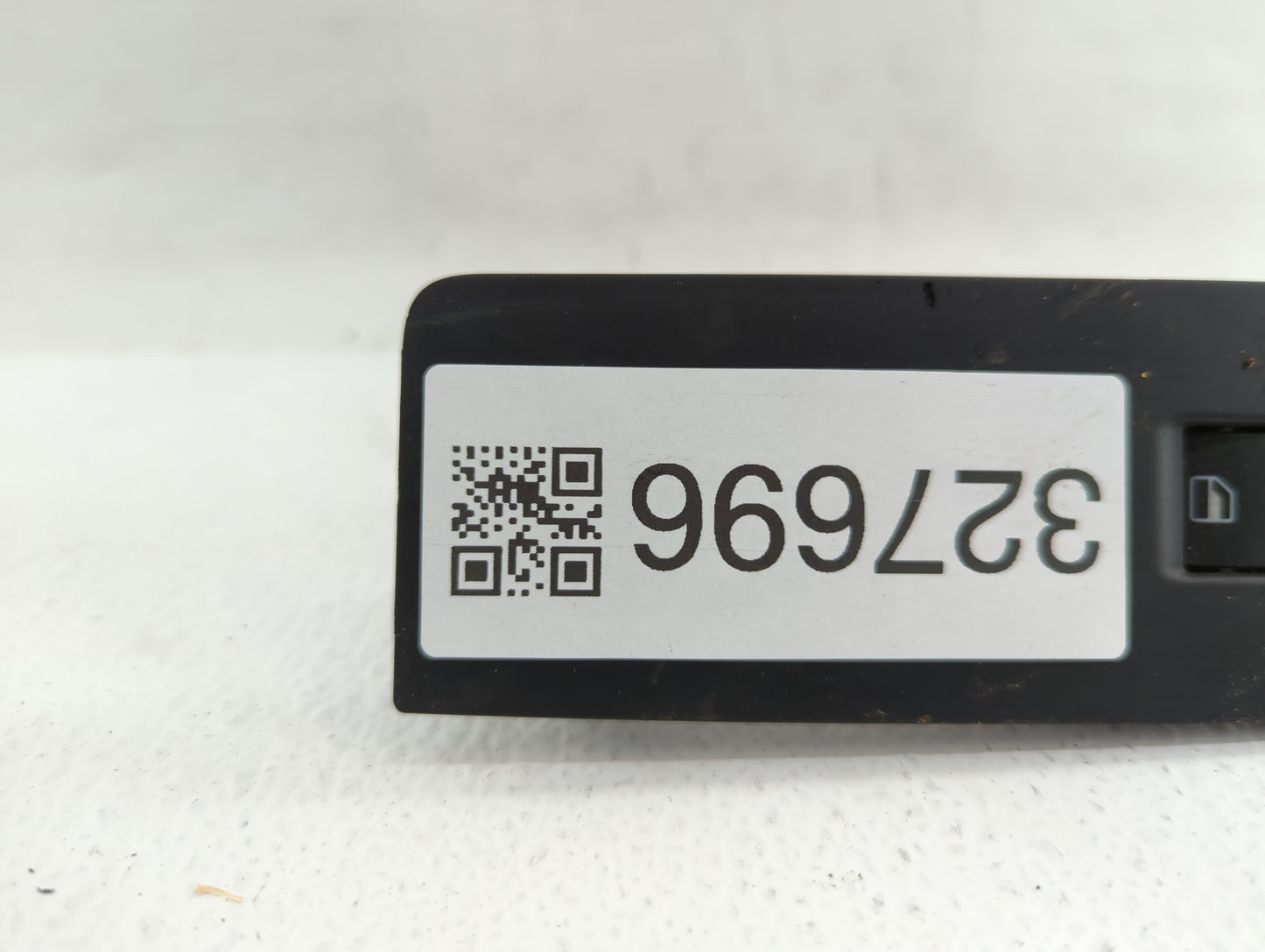 2009-2017 Volkswagen Cc Master Power Window Switch Replacement Driver Side Left P/N:5C7 867 256 1K0 959 565 N Fits OEM Used 