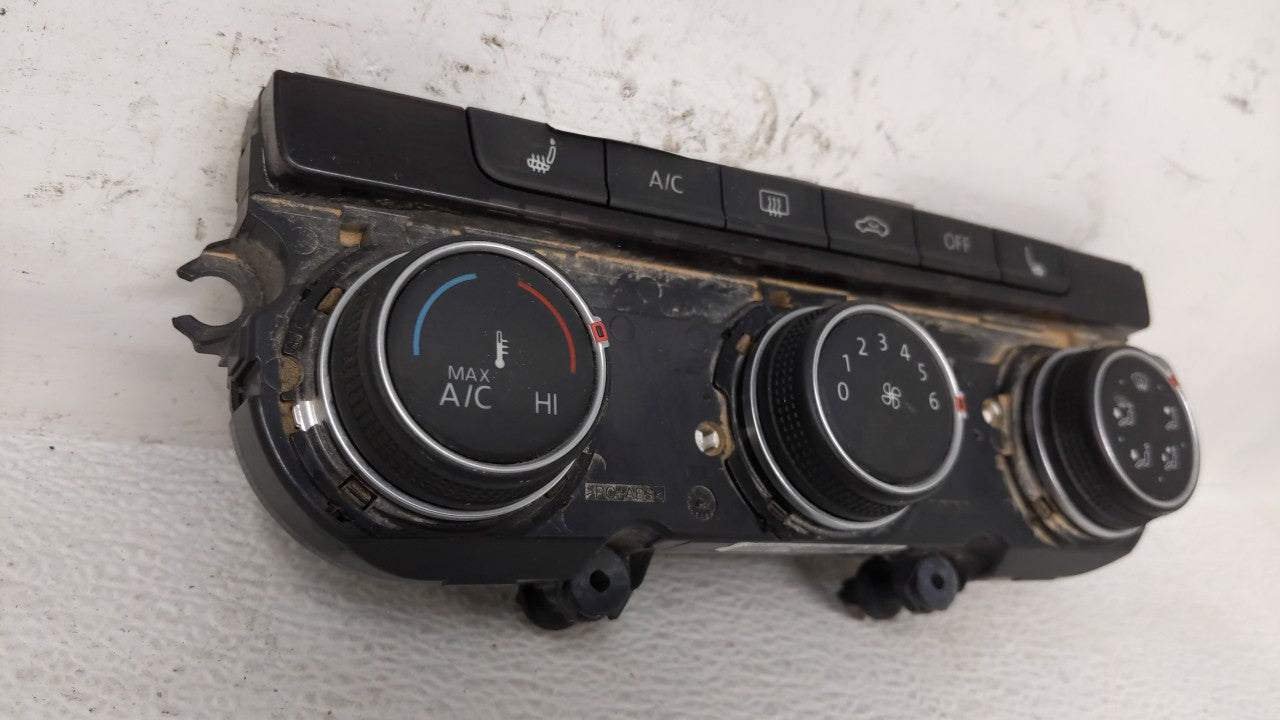 2015 Volkswagen Golf Climate Control Module Temperature AC/Heater Replacement P/N:5G0907426R Fits OEM Used Auto Parts - Oemu