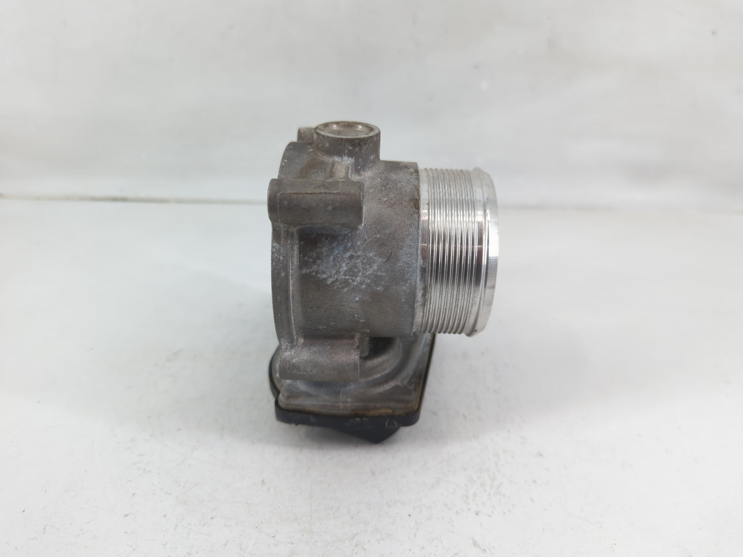 2013-2019 Volkswagen Golf Throttle Body P/N:06F 133 062 T 06F 133 062 Q Fits OEM Used Auto Parts - Oemusedautoparts1.com