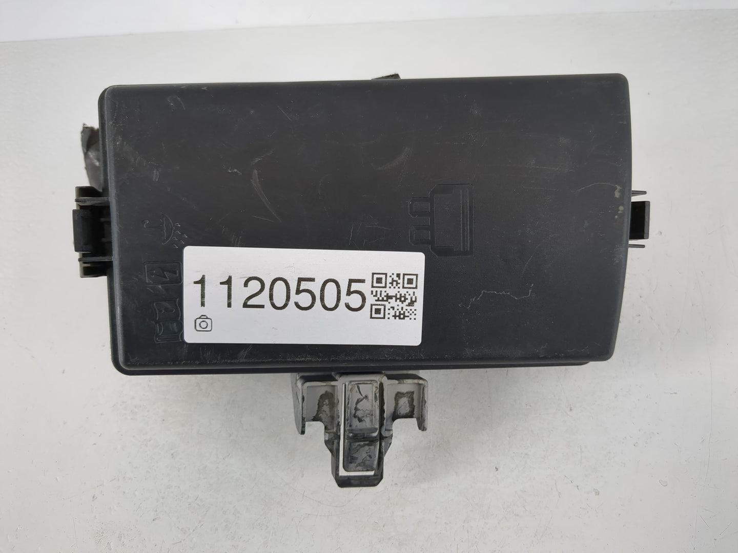 2015-2019 Volkswagen Golf Fusebox Fuse Box Panel Relay Module P/N:6351-2832 Fits Fits 2015 2016 2017 2018 2019 2020 2021 202