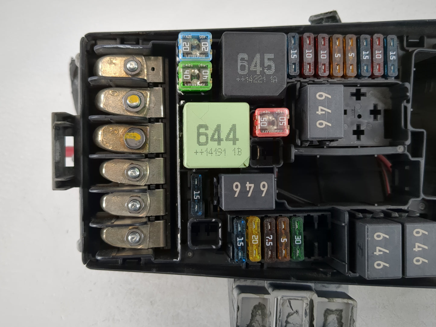 2015-2019 Volkswagen Golf Fusebox Fuse Box Panel Relay Module P/N:6351-2832 Fits Fits 2015 2016 2017 2018 2019 2020 2021 202