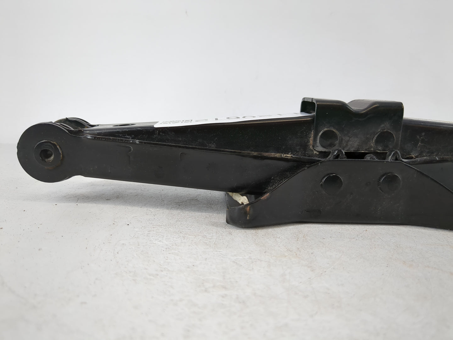 2015 Volkswagen Golf Spare Scissor Car Jack - Oemusedautoparts1.com