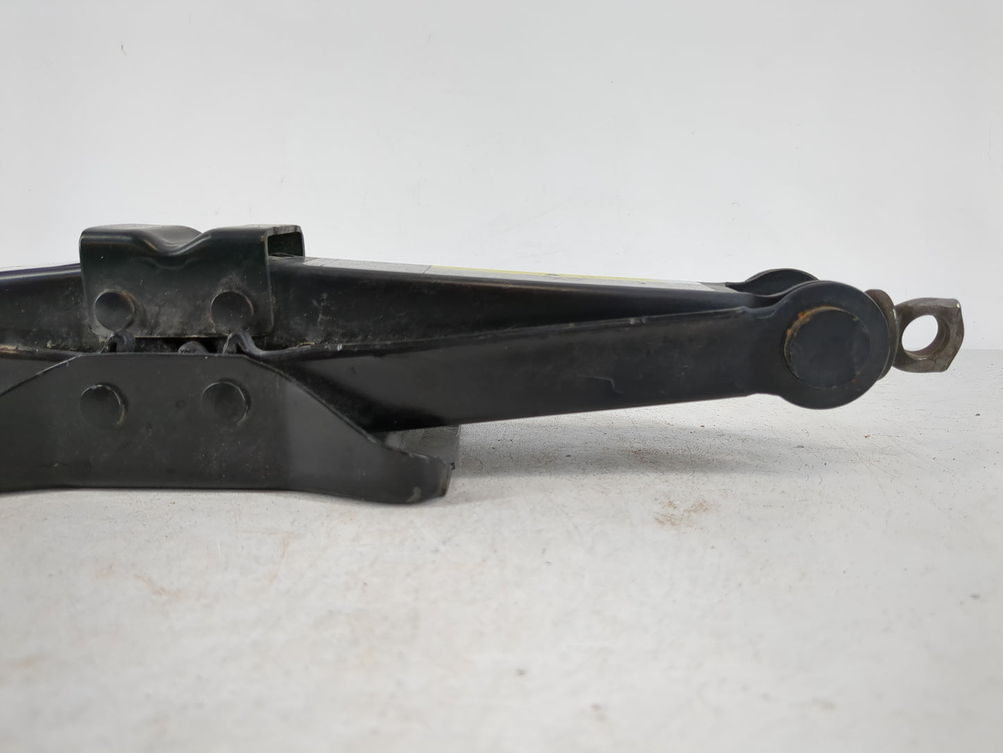 2015 Volkswagen Golf Spare Scissor Car Jack - Oemusedautoparts1.com