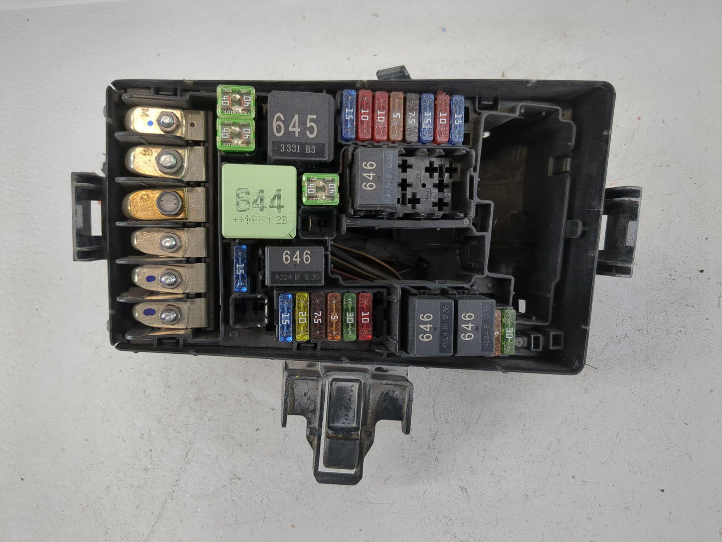2015-2019 Volkswagen Golf Fusebox Fuse Box Panel Relay Module P/N:5Q0 907 361 C Fits Fits 2015 2016 2017 2018 2019 2020 2021