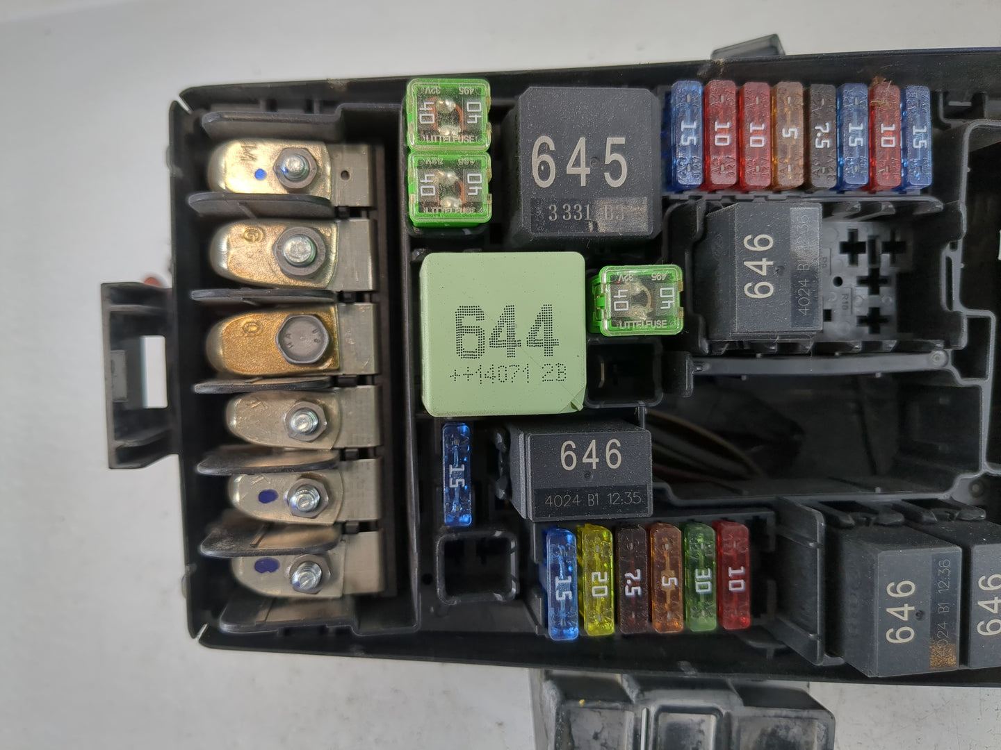 2015-2019 Volkswagen Golf Fusebox Fuse Box Panel Relay Module P/N:5Q0 907 361 C Fits Fits 2015 2016 2017 2018 2019 2020 2021
