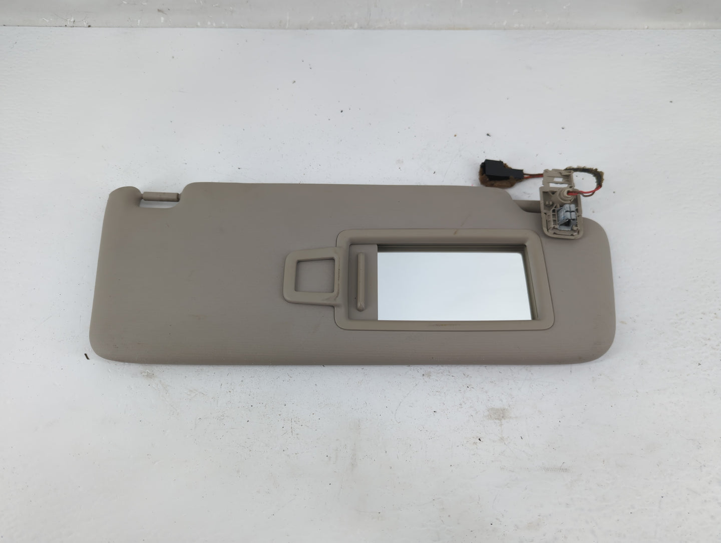 2015-2019 Volkswagen Golf Sun Visor Shade Replacement Passenger Right Mirror Fits Fits 2015 2016 2017 2018 2019 OEM Used Aut