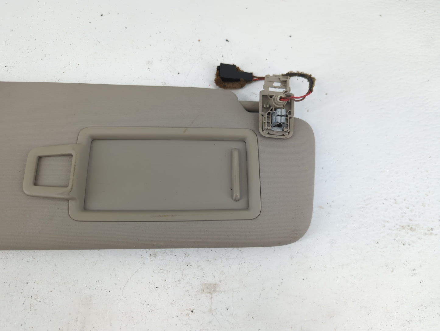 2015-2019 Volkswagen Golf Sun Visor Shade Replacement Passenger Right Mirror Fits Fits 2015 2016 2017 2018 2019 OEM Used Aut