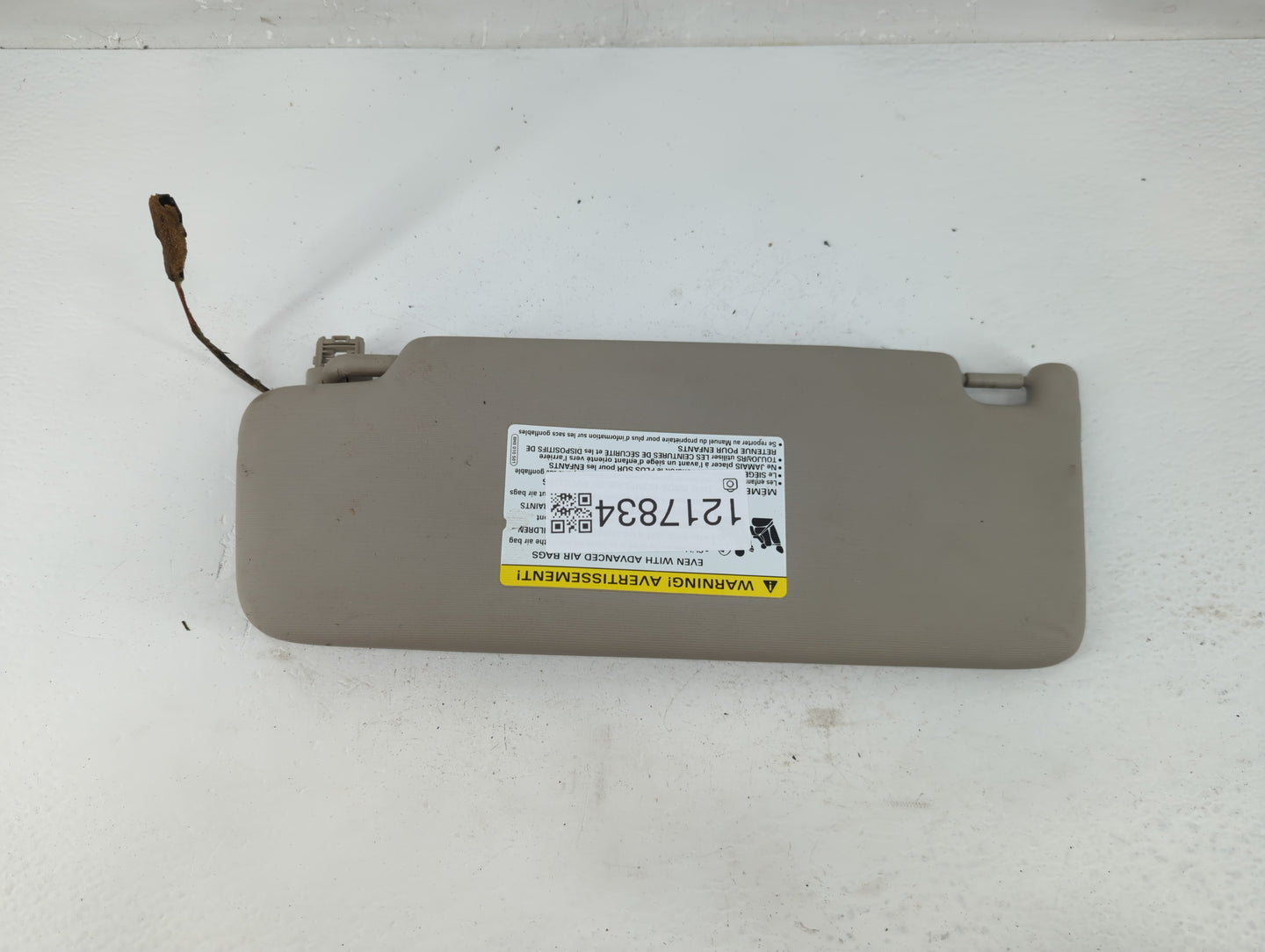 2015-2019 Volkswagen Golf Sun Visor Shade Replacement Passenger Right Mirror Fits Fits 2015 2016 2017 2018 2019 OEM Used Aut