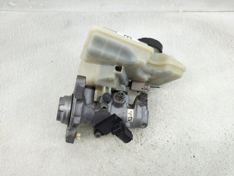 compare product 2015-2019 Volkswagen Golf Brake Master Cylinder