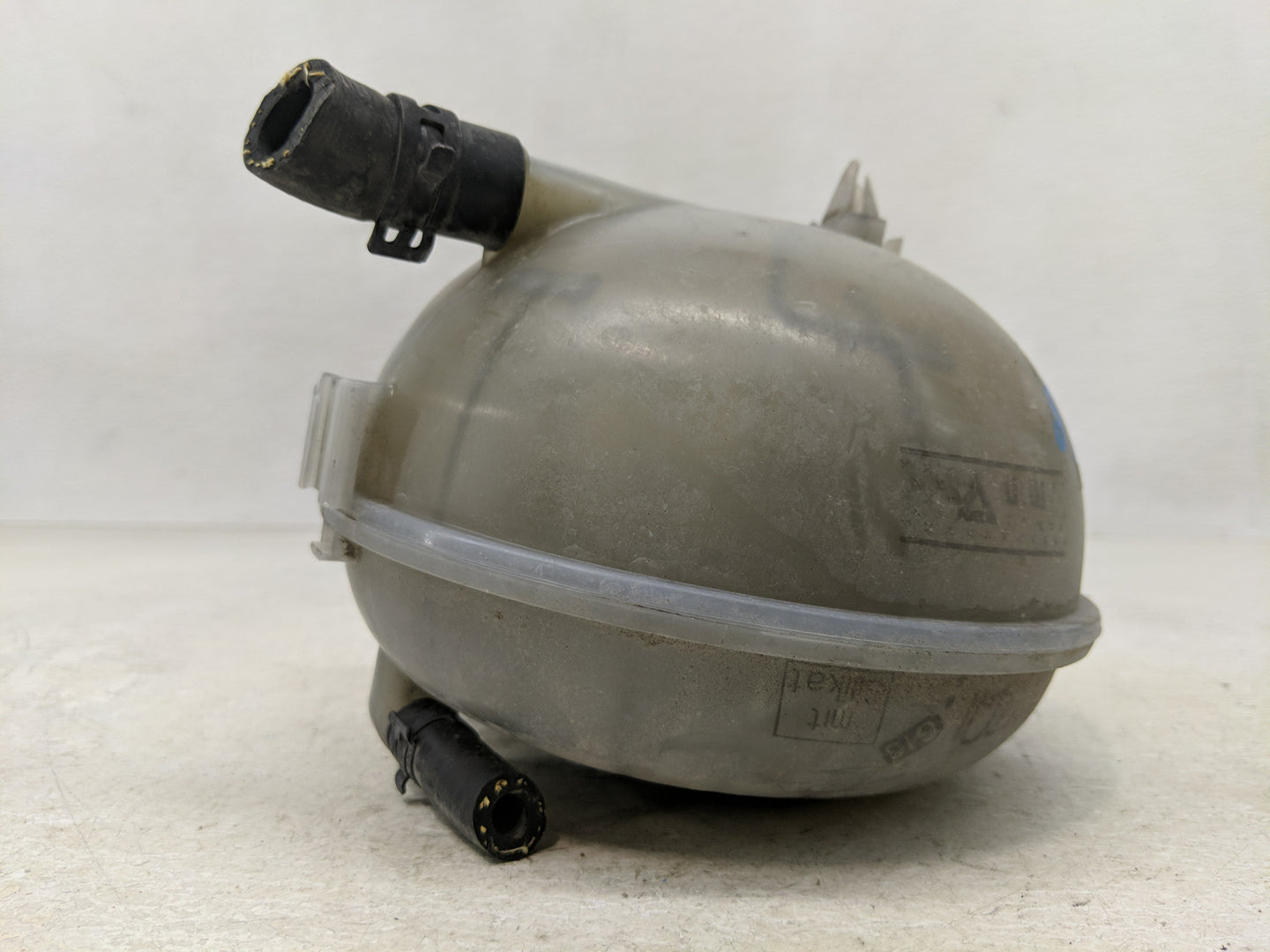 2015 Volkswagen Golf Radiator Coolant Overflow Expansion Tank Bottle - Oemusedautoparts1.com