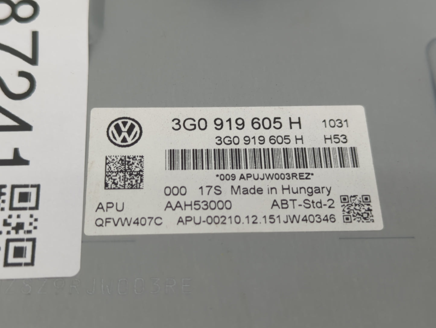 2015-2016 Volkswagen Golf Information Display Screen - Oemusedautoparts1.com