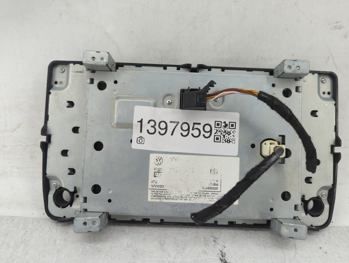 2015-2016 Volkswagen Golf Information Display Screen - Oemusedautoparts1.com