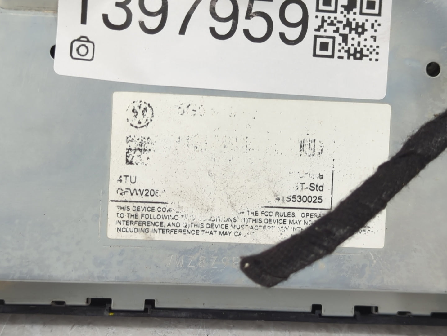 2015-2016 Volkswagen Golf Information Display Screen - Oemusedautoparts1.com