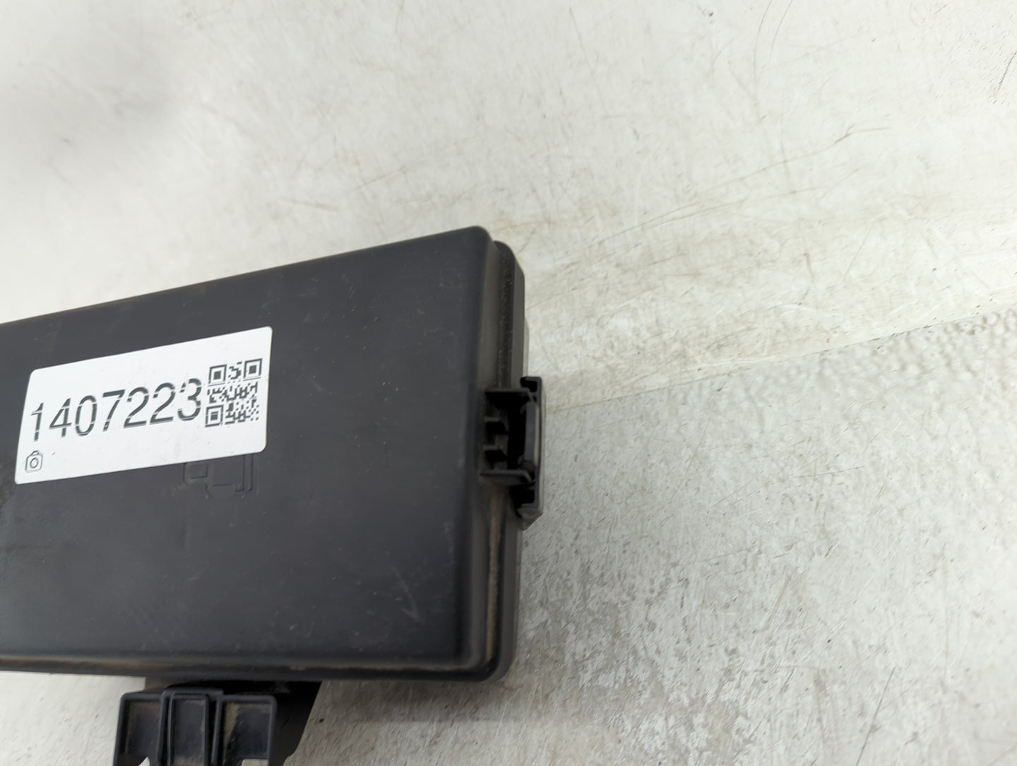 2015-2019 Volkswagen Golf Fusebox Fuse Box Panel Relay Module P/N:6351-2835 6351-2832 Fits OEM Used Auto Parts - Oemusedauto