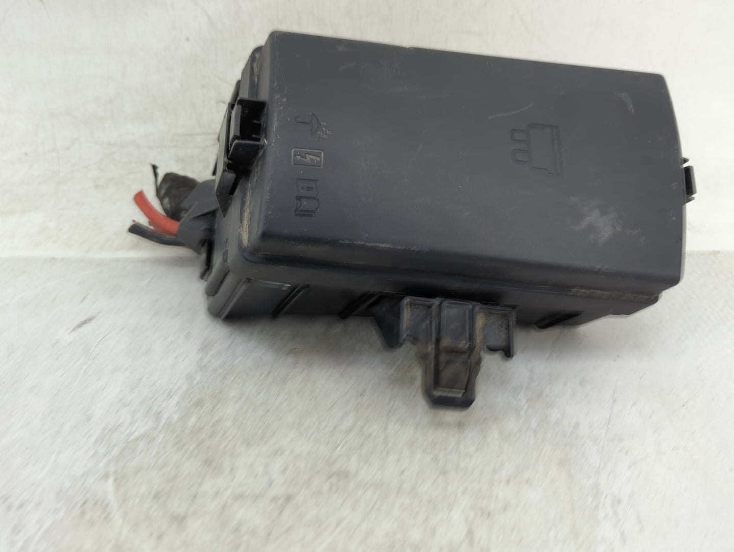 2015-2019 Volkswagen Golf Fusebox Fuse Box Panel Relay Module P/N:5Q0 907 361 C Fits Fits 2015 2016 2017 2018 2019 2020 2021