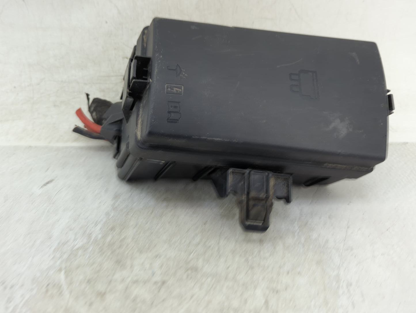 2015-2019 Volkswagen Golf Fusebox Fuse Box Panel Relay Module P/N:5Q0 907 361 C Fits Fits 2015 2016 2017 2018 2019 2020 2021