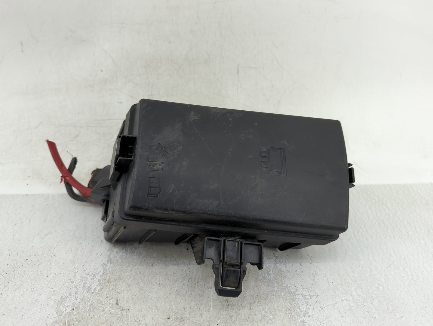 2015-2019 Volkswagen Golf Fusebox Fuse Box Panel Relay Module Fits Fits 2015 2016 2017 2018 2019 2020 2021 2022 OEM Used Aut