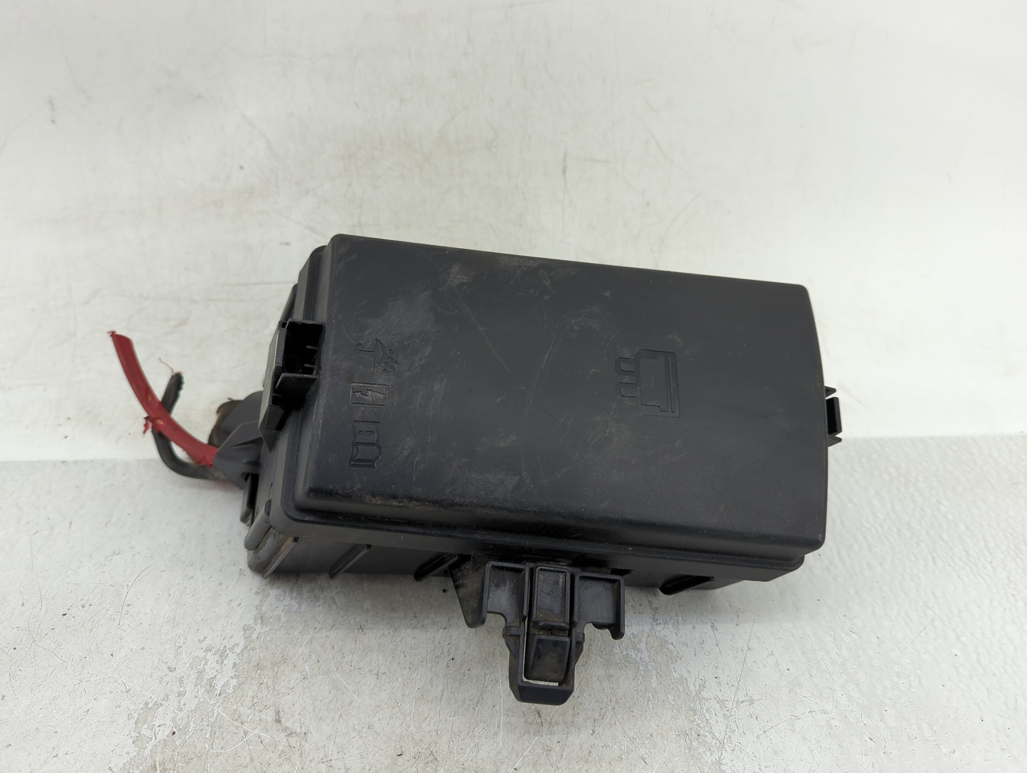 2015-2019 Volkswagen Golf Fusebox Fuse Box Panel Relay Module Fits Fits 2015 2016 2017 2018 2019 2020 2021 2022 OEM Used Aut